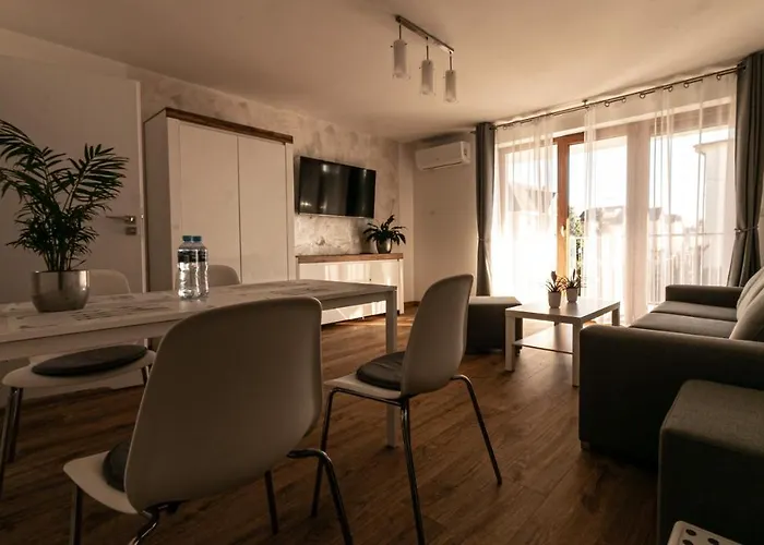 Апартаменты Alexandra Ii *