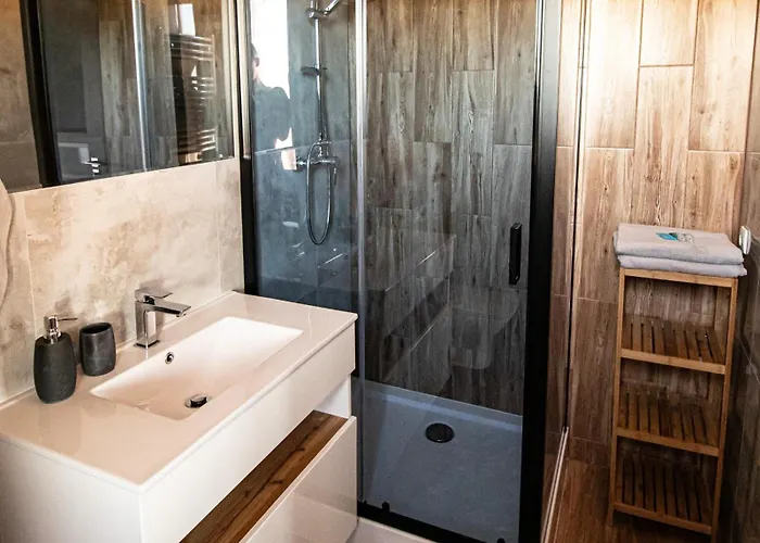 Апартаменты Alexandra Ii *